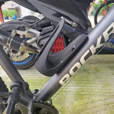 Giá Đỡ Bình Nước Xe Đạp Giấu SmartTag2