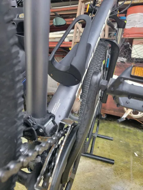 Giá Đỡ Bình Nước Xe Đạp Giấu SmartTag2 - Image 5