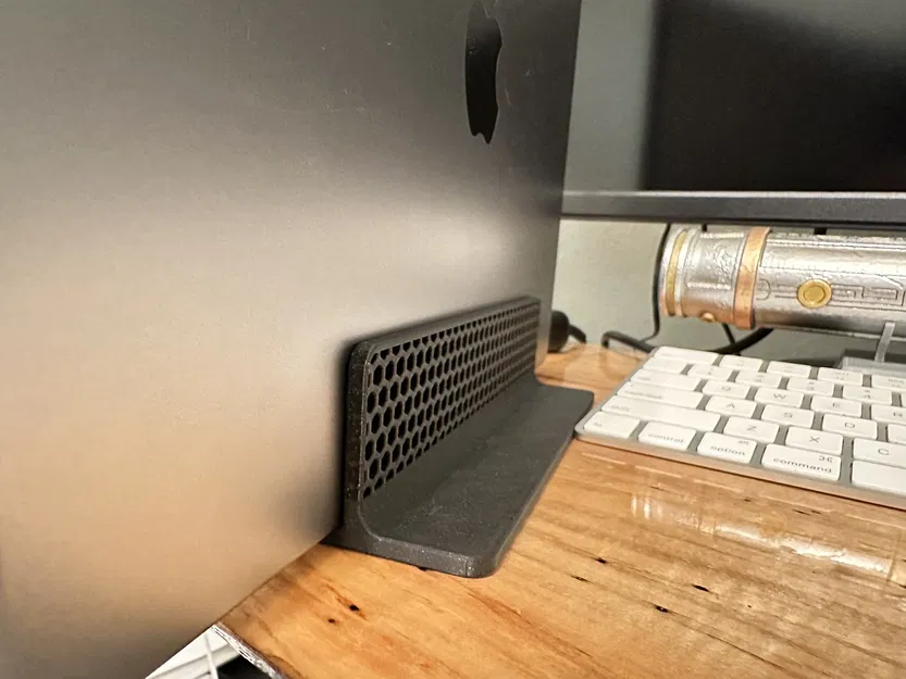 Chân đế đứng cho MacBook Pro chip M1/M2 - Image 1