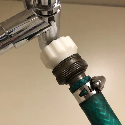 Đầu Nối Vòi Sen Sang Ống Tưới Cây