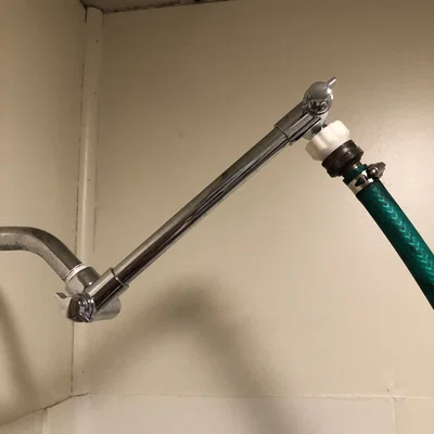 Đầu Nối Vòi Sen Sang Ống Tưới Cây