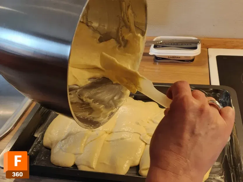 Kệ giữ tô máy Kenwood CHEF XL - Image 1