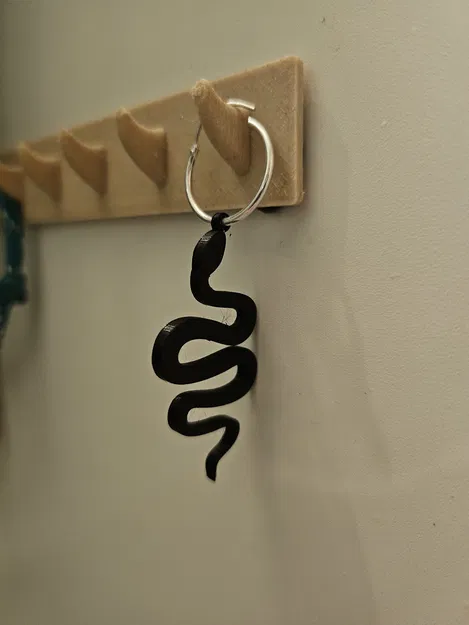 Mặt Dây Chuyền Rắn - Image 1