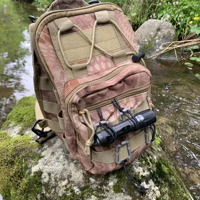 Kẹp đa năng MOLLE