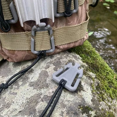 Kẹp đa năng MOLLE