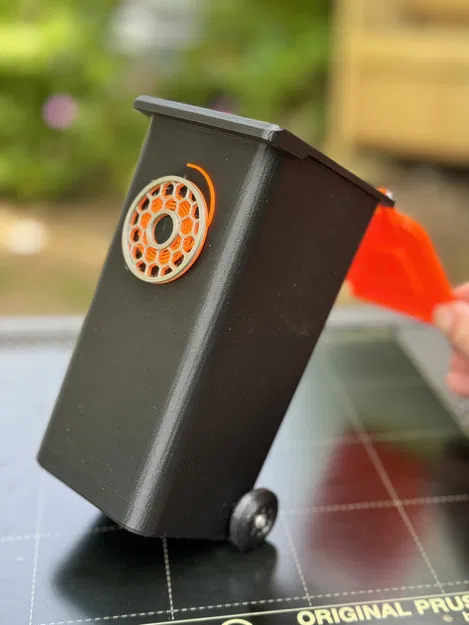 Thùng rác mini để bàn có bánh xe - Image 3