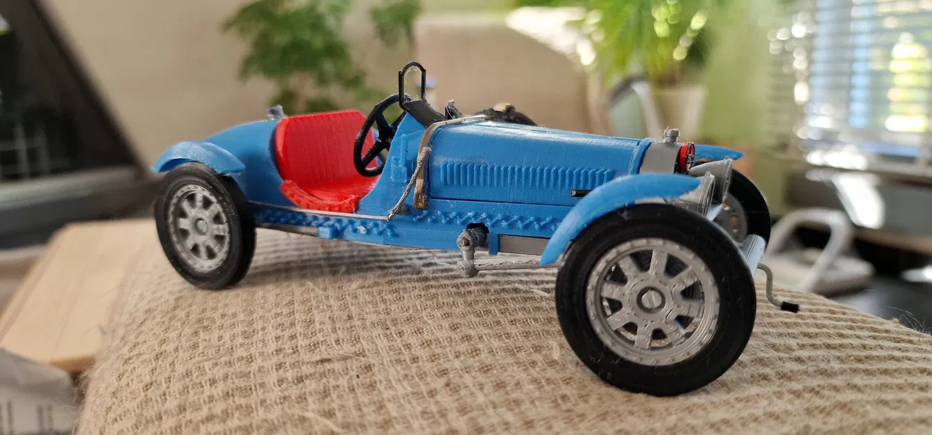 Mô hình xe Bugati T35 năm 1924 của Ed van der Heijden - Image 3