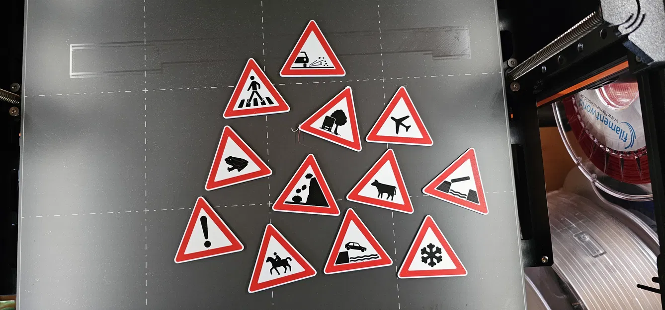 Biển báo Giao thông Đức "Cảnh báo" 101-xx - Image 1