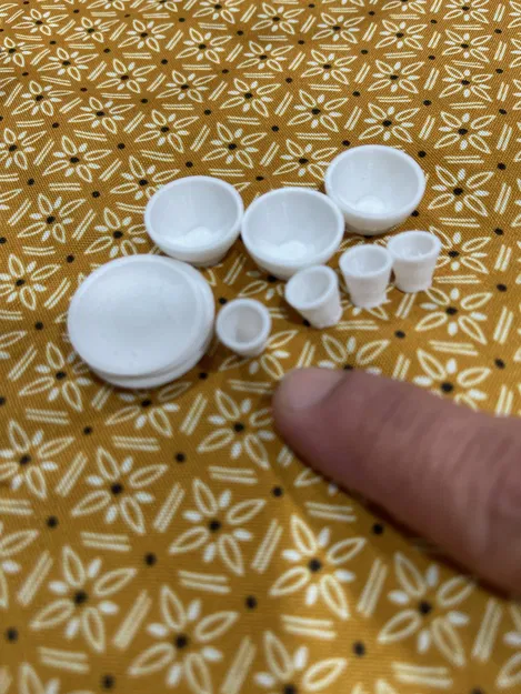 Chén Đĩa Mini Nhà Búp Bê - Tỷ Lệ 1:12 - Image 1