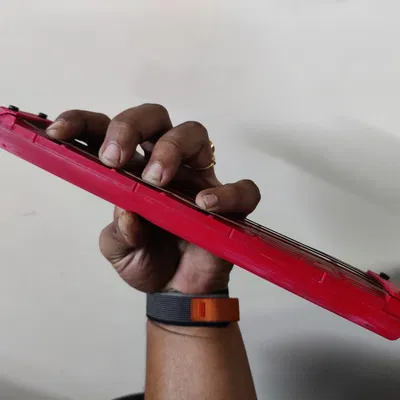 Pocket Guitar - Cần Luyện Tập Guitar