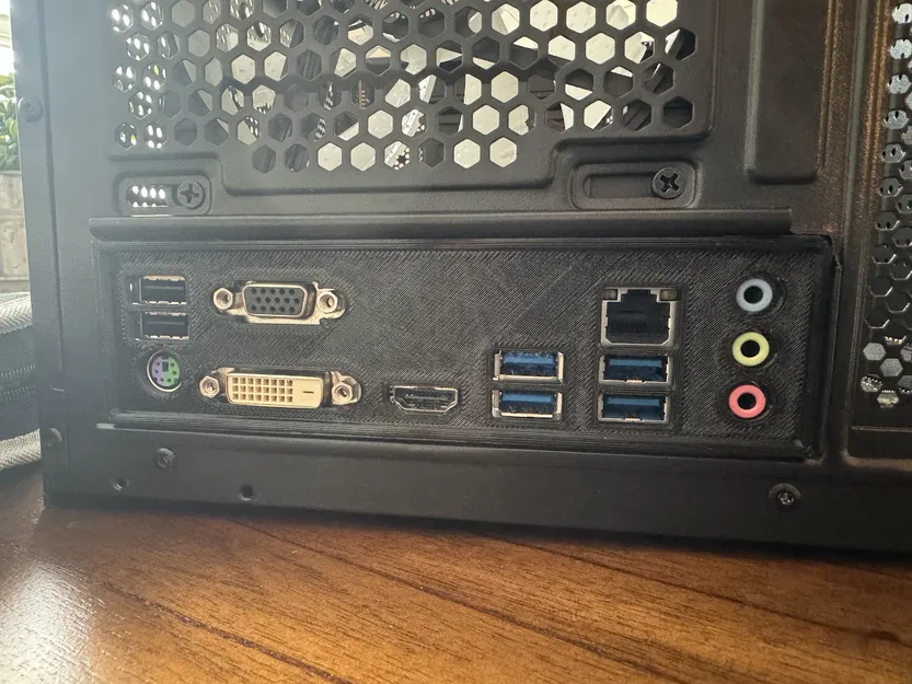 Tấm chặn I/O Gigabyte B360M DS3H - Image 1