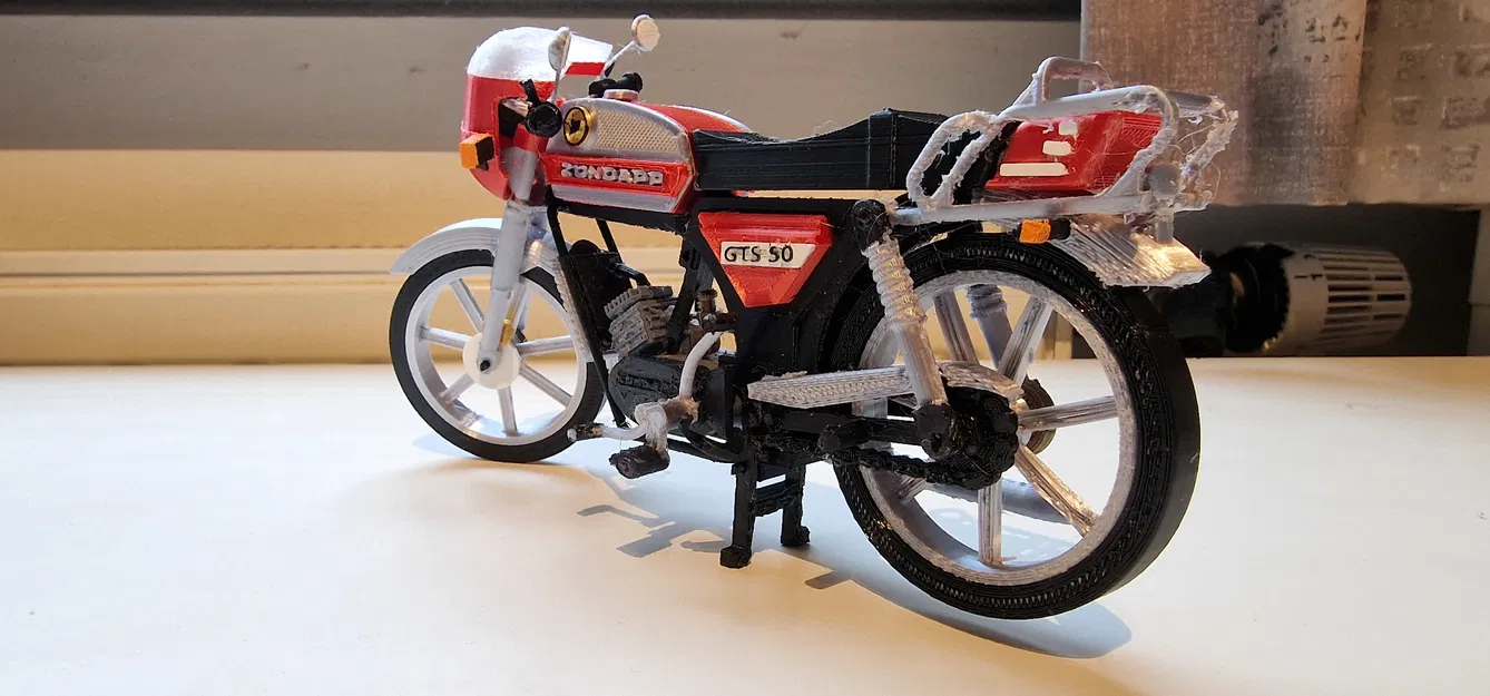 Zundapp KS(GTS)50 năm 1981 làm mát bằng nước bởi Designer Ed van der Heijden - Image 3