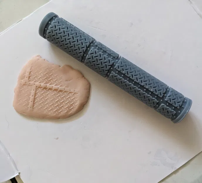 Cây Lăn Tạo Vân - Tấm Kim Loại Đan Chéo - Image 1