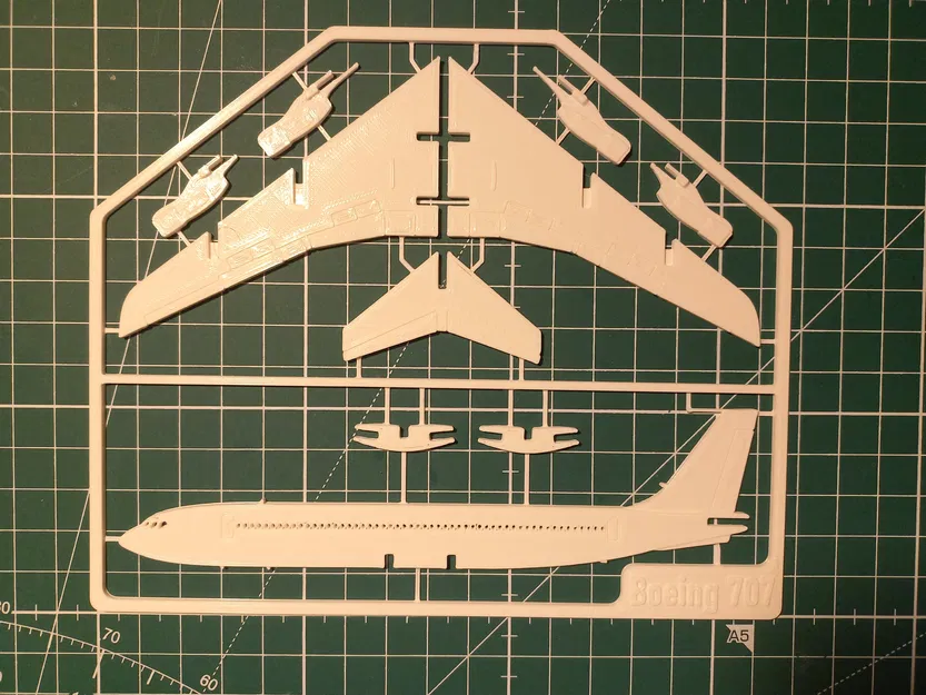 Mô hình Boeing 707 Kit Card - Image 4