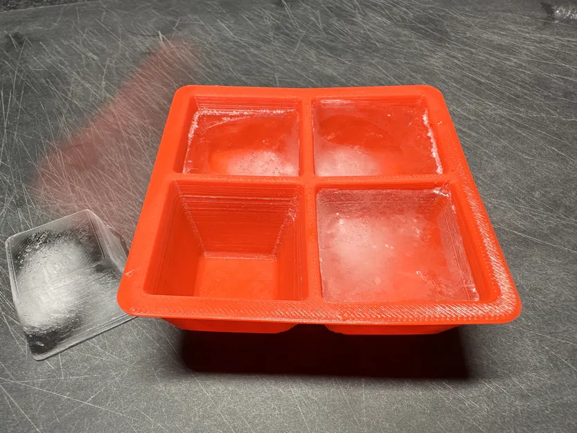 Khuôn Làm Đá / Small Ice Cube Tray - Image 1