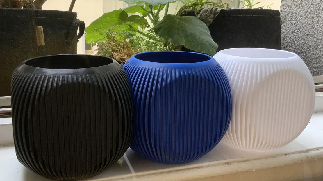 "Smartypots" - Chậu Hoa Thiết Kế Cho Vườn - Image 1