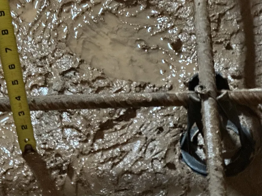 Khuôn Chân Ghế Giữ Thép - Image 1