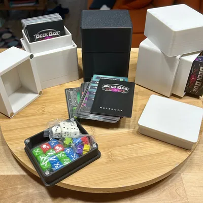 Hộp Đựng Bài & Xúc Xắc