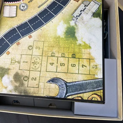 Cục căn chỉnh bàn cờ cho hộp đựng Heat: Pedal to the Metal expansion