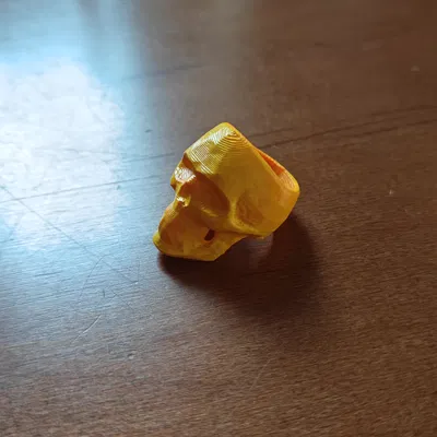 Nhẫn Đầu Lâu Vàng Tarkov