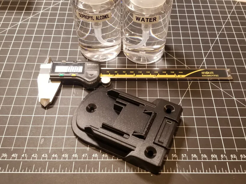 Giá đỡ/Bao đựng Dụng cụ Makita LXT 18V #0041 - Image 1