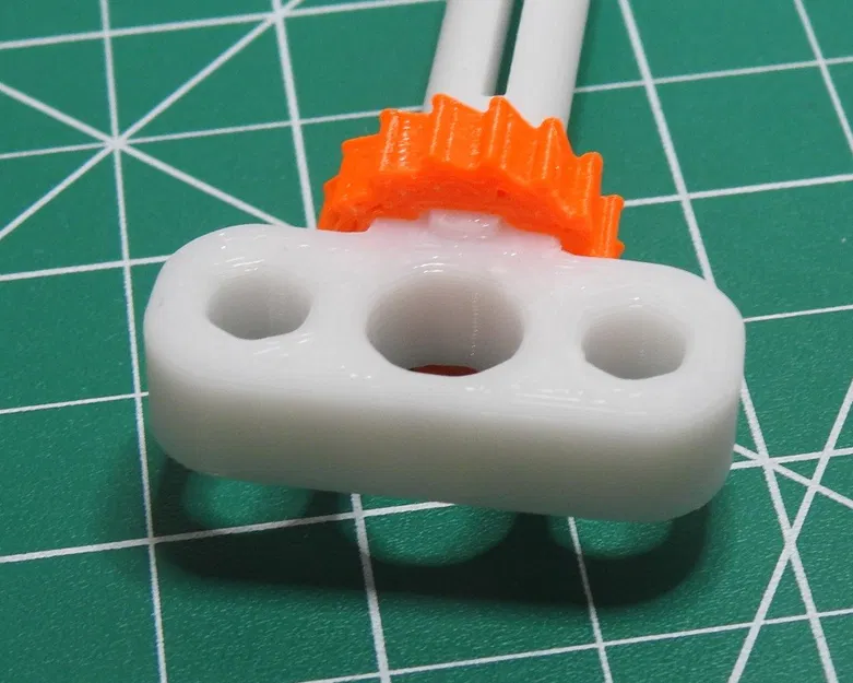 Dụng cụ cuộn tuýp kem đánh răng cóc cóc (không cần hỗ trợ) - Image 8