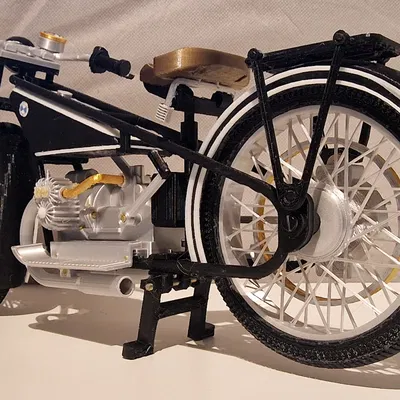 Mô hình xe BMW R32 năm 1925 tỉ lệ 1:6,5 của Ed van der Heijden