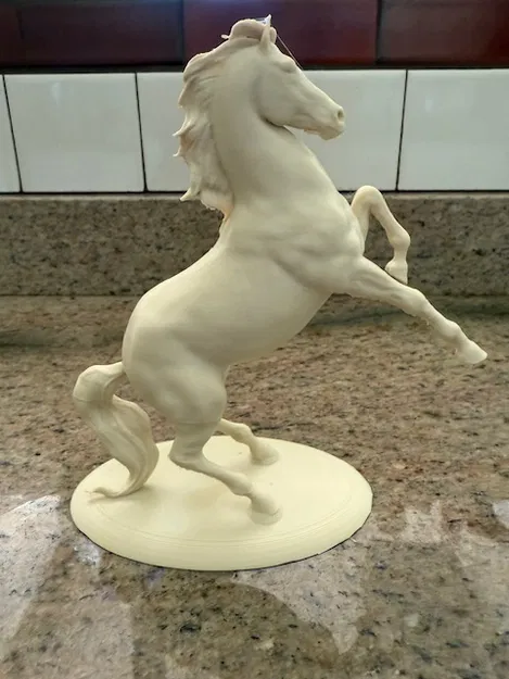 Ngựa Đứng - Image 1