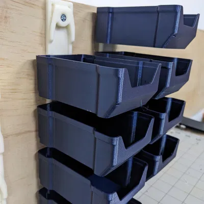 Hộp Nhựa Xếp Chồng Treo Tường