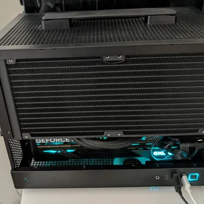 Tấm ốp hông DeepCool CH160 - Ô vuông 3.5mm