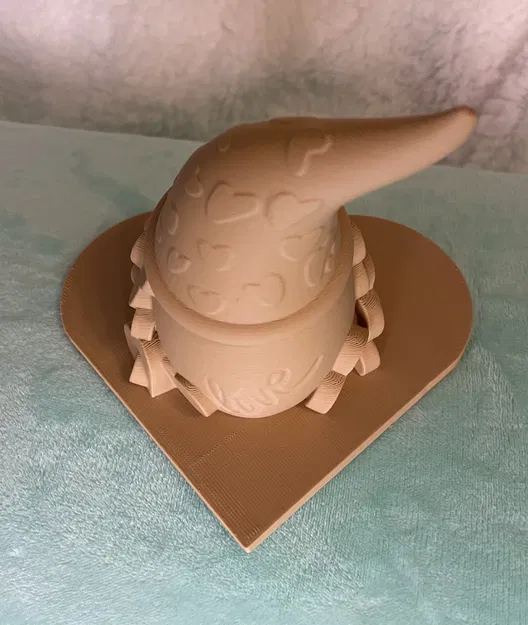 Ông Lùn Râu Trái Tim Không Cần Đế Đỡ - Image 6