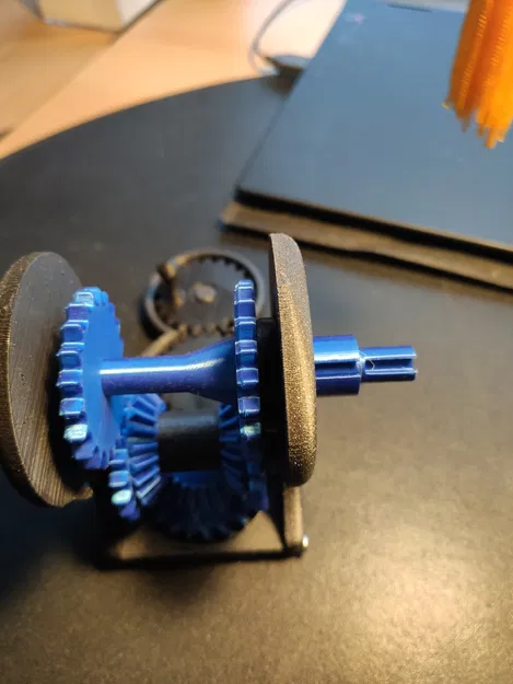 Tượng động học: Đĩa quay ngược chiều - Image 4