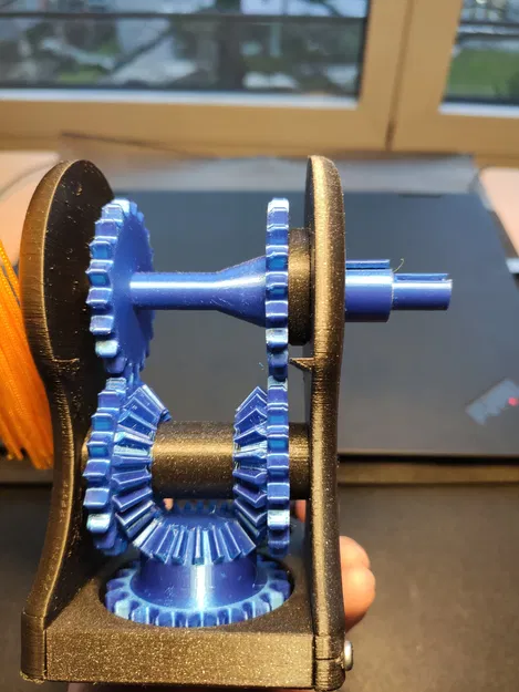 Tượng động học: Đĩa quay ngược chiều - Image 8