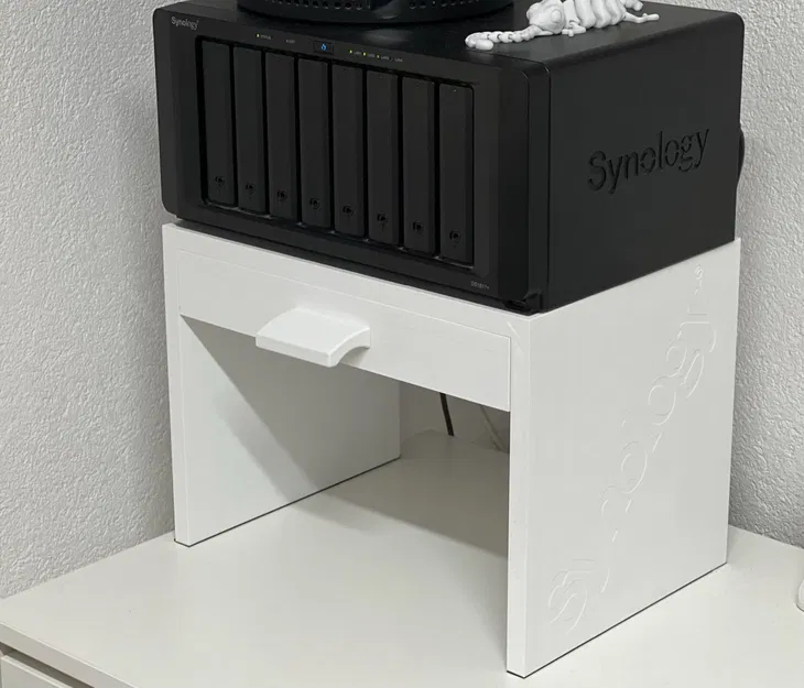 Chân đế Synology NAS có ngăn kéo - Image 1