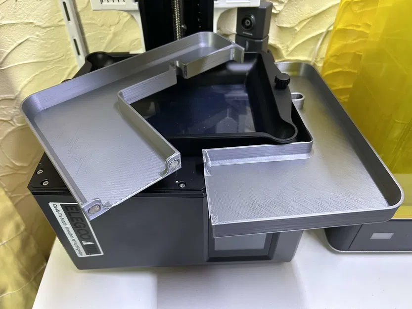 Máng Hứng Nhựa Từ Tính 2 Mảnh Cho Elegoo Mars 5 Ultra - Image 3