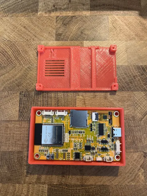 Vỏ Hộp CYD ESP32-2432S024 Màn Hình 2.4 inch - Image 2