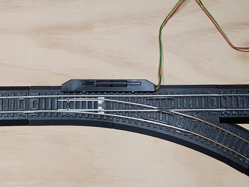 Adapter Ray Cua HO: Từ Truyền Thống Sang EZ Track - Image 1