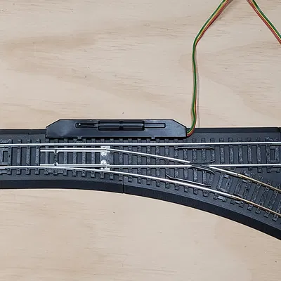 Adapter Ray Cua HO: Từ Truyền Thống Sang EZ Track