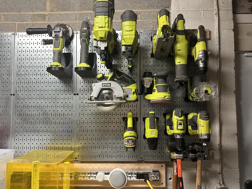 Giá Treo Dụng Cụ Ryobi Trên Pegboard - Cưa Tròn, Máy Rung, Máy Mài - Image 1