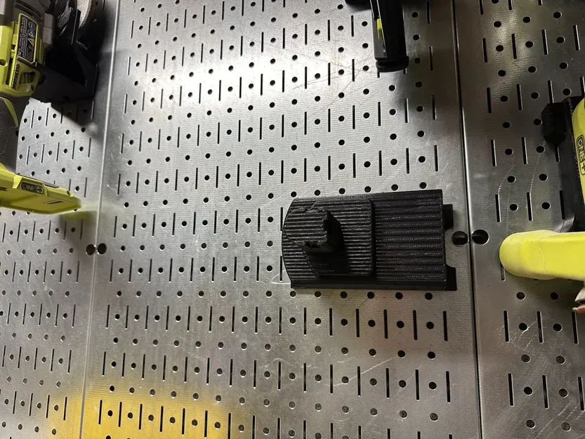 Giá Treo Dụng Cụ Ryobi Trên Pegboard - Cưa Tròn, Máy Rung, Máy Mài - Image 3