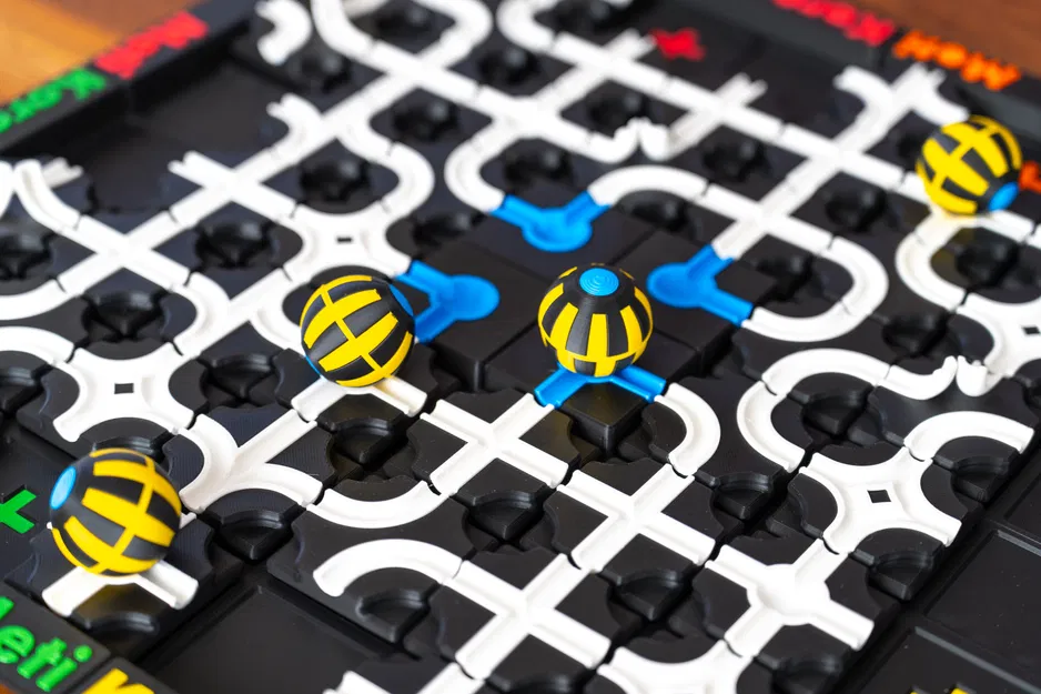 MetiKoro – Trò Chơi Cờ Chiến Thuật In 3D Cho 2-4 Người - Image 7