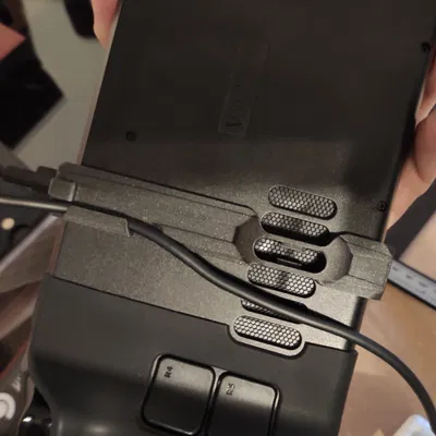 Chống gãy cáp USB C cho Steam Deck