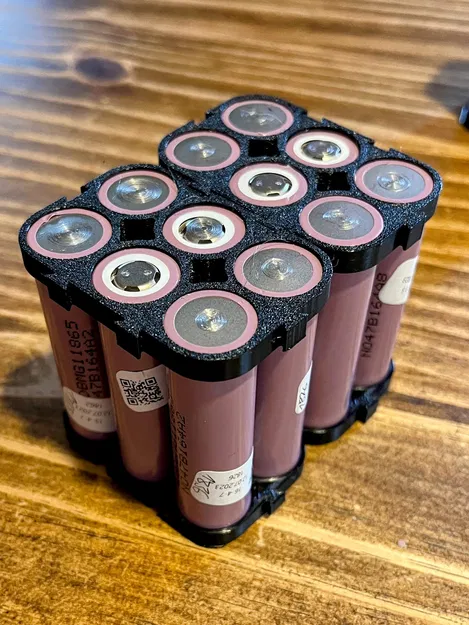 Khay Đựng Pin 18650 Cho Bộ Pin DIY – Có Chốt Chặn Pin và Phiên Bản Đầu Nối, Nhẹ, Dễ In - Image 2