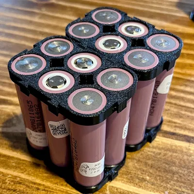 Khay Đựng Pin 18650 Cho Bộ Pin DIY – Có Chốt Chặn Pin và Phiên Bản Đầu Nối, Nhẹ, Dễ In