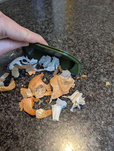 Thùng rác vệ sinh mặt bàn có nắp/cạp bàn - Image 4