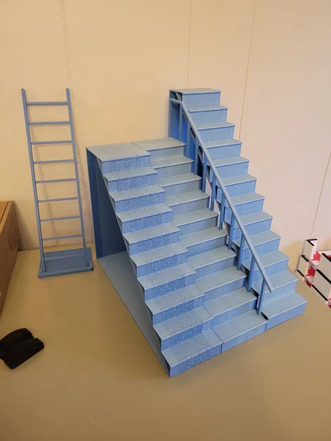 Cầu Thang Nhà Búp Bê Tỷ Lệ 1:12 - Image 1