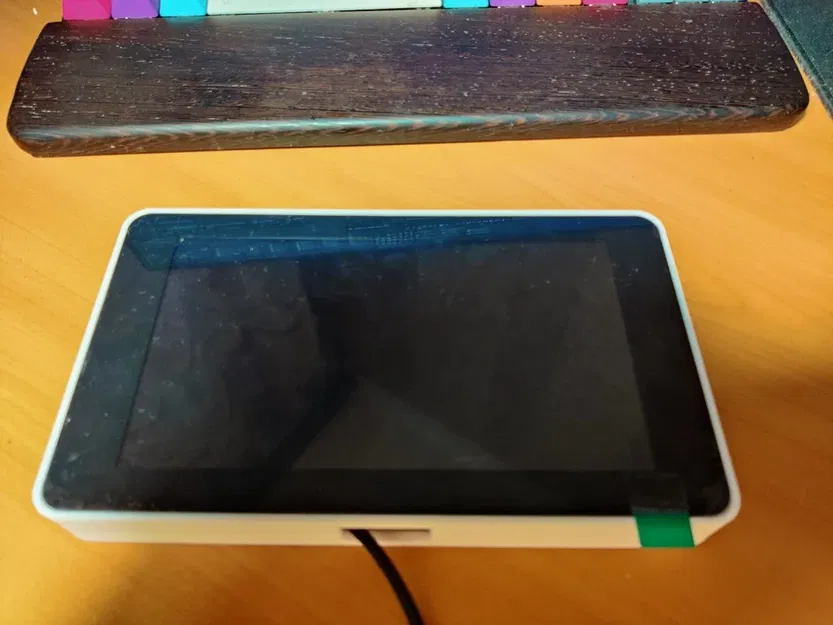 Vỏ Case Treo Tường Màn Hình Cảm Ứng Điện Dung Waveshare ESP32-S3 7inch - Image 1