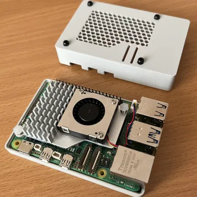 Hộp đựng Raspberry Pi 5