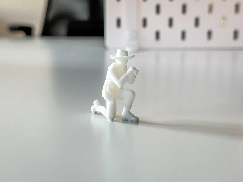 Thợ chụp ảnh/Khách du lịch thu nhỏ cho Diorama của bạn - Image 2