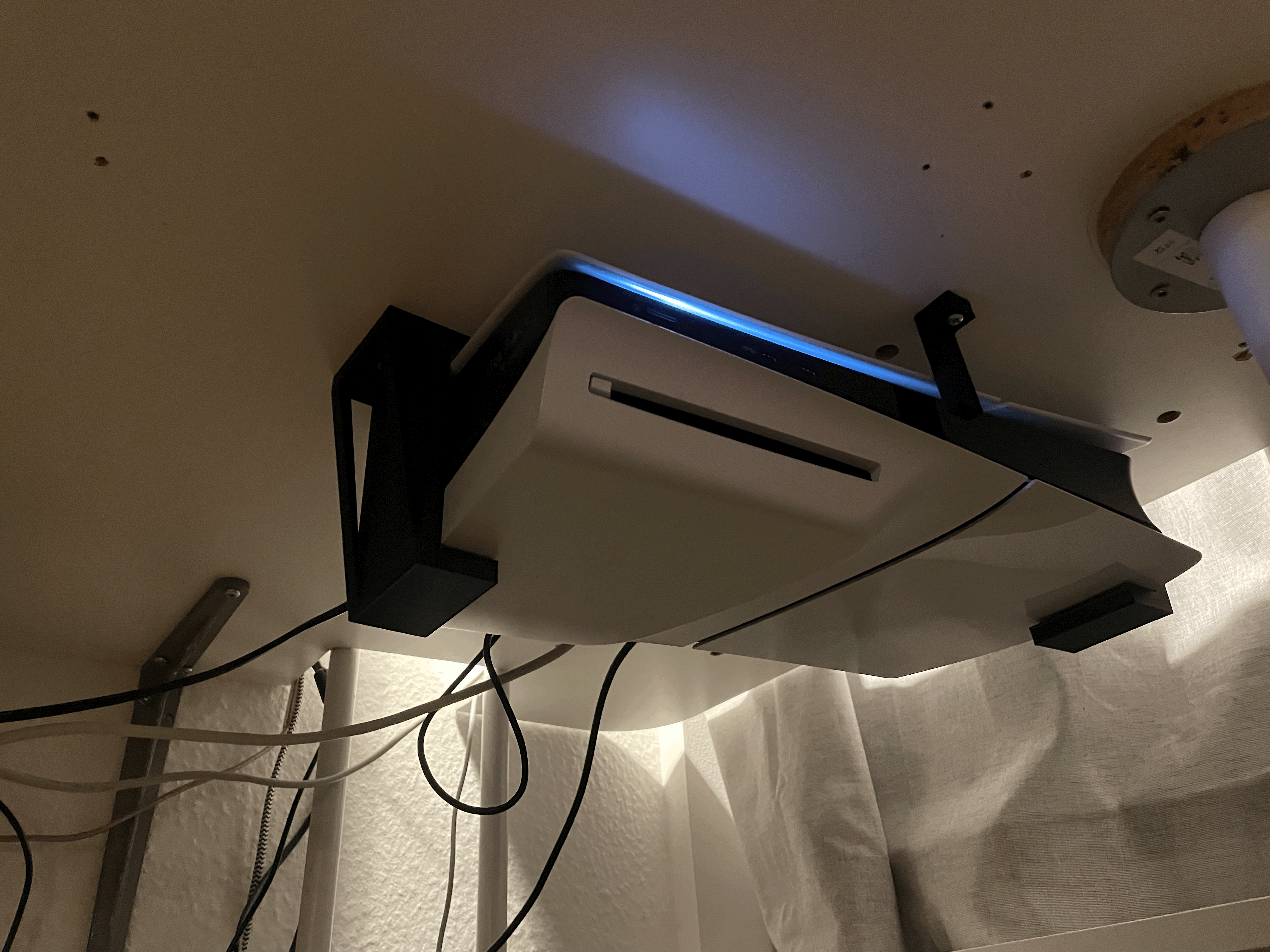 Giá đỡ PS5 slim gắn dưới gầm bàn - Thumbnail 1